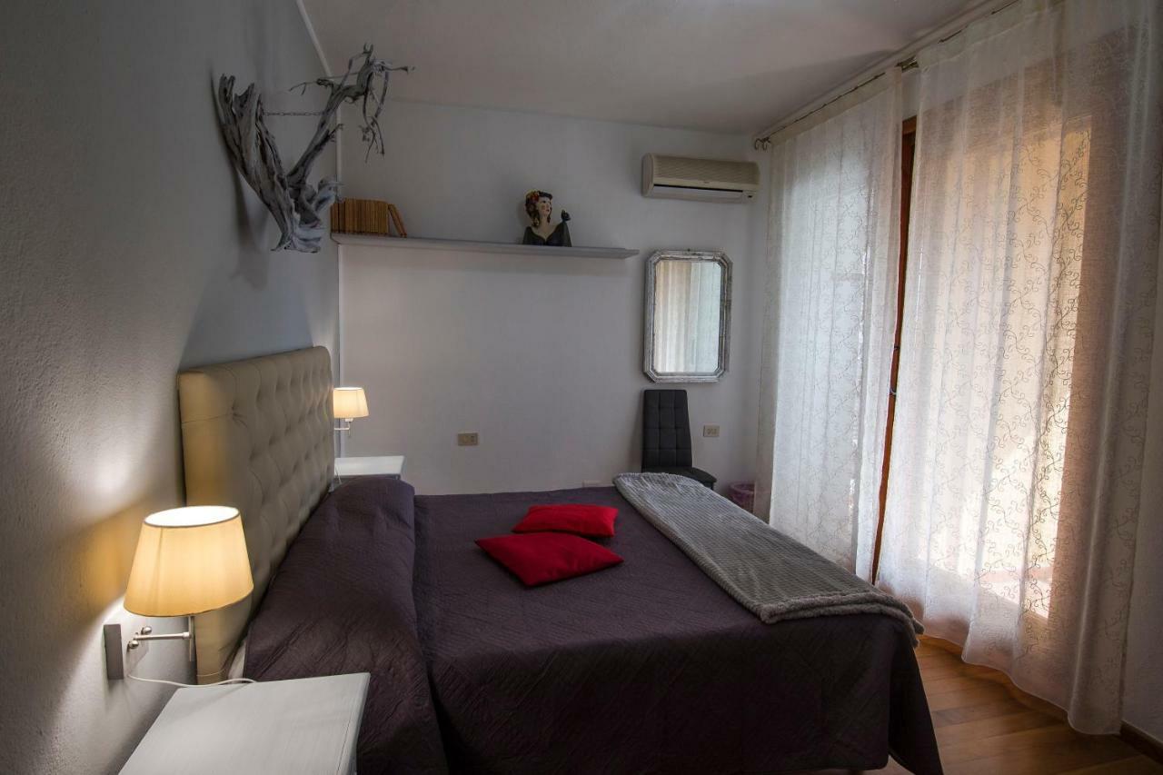 Bed and Breakfast La Chicca Di Francesca Santa Teresa Gallura Exterior foto
